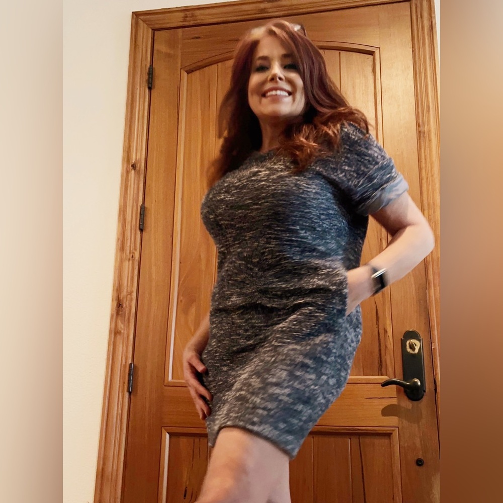 Meet your Posher, Hillary